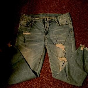 Light wash distressed jeans size XL
